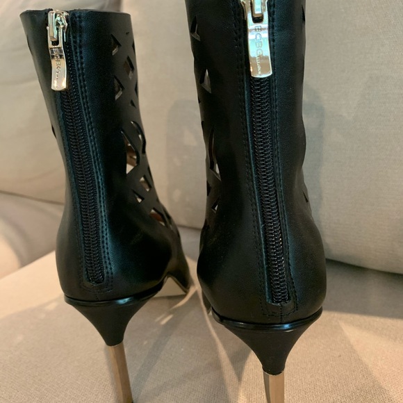 BCBG Heels - Picture 3 of 5
